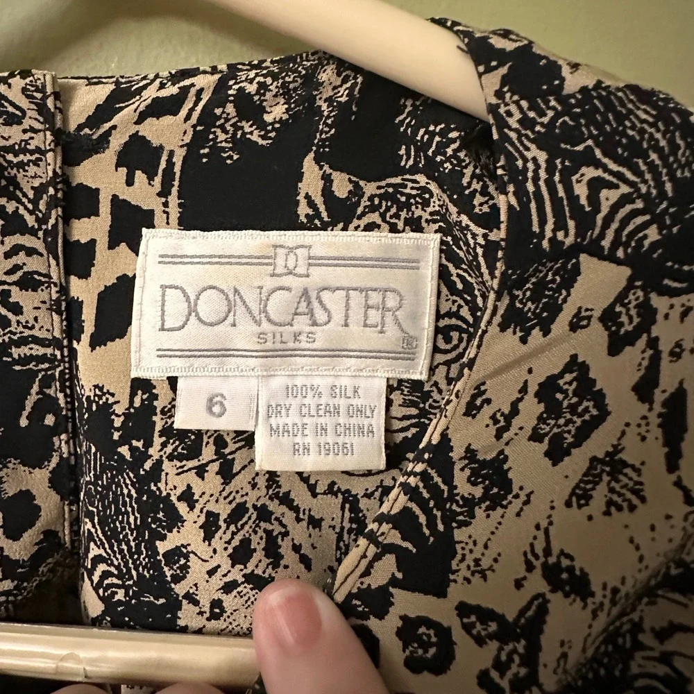 Doncaster Silks Safari Animal Print Silk Dress Sz 6 Midi‎ Zebra Giraffe Lion